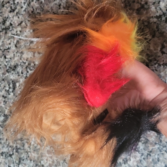 Take PRIDE Pride Pet Apparel small/ medium lion headwear new w/ tag up to 50 lbs - Picture 5 of 6